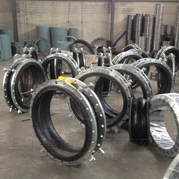 橡膠接頭的質保期是多久，他的使用年限又是多久